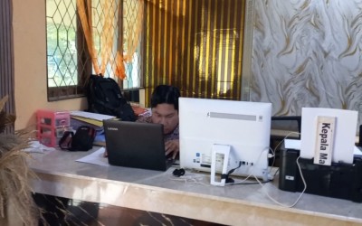 Tata Usaha MAN 3 HST Rekap Data Tunjangan Profesi Guru