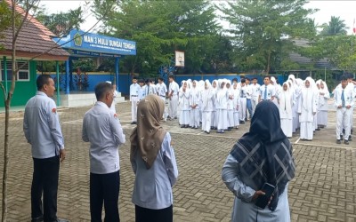 MAN 3 HST Mengawali Asesmen Sumatif Akhir Semester (ASAS) Genap TP 2025/2026 dengan Apel dan Tekankan Disiplin serta Kesiapan Siswa